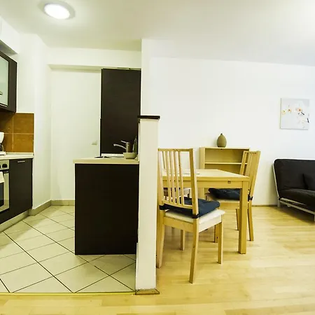 Budahomepest * Budapeşte